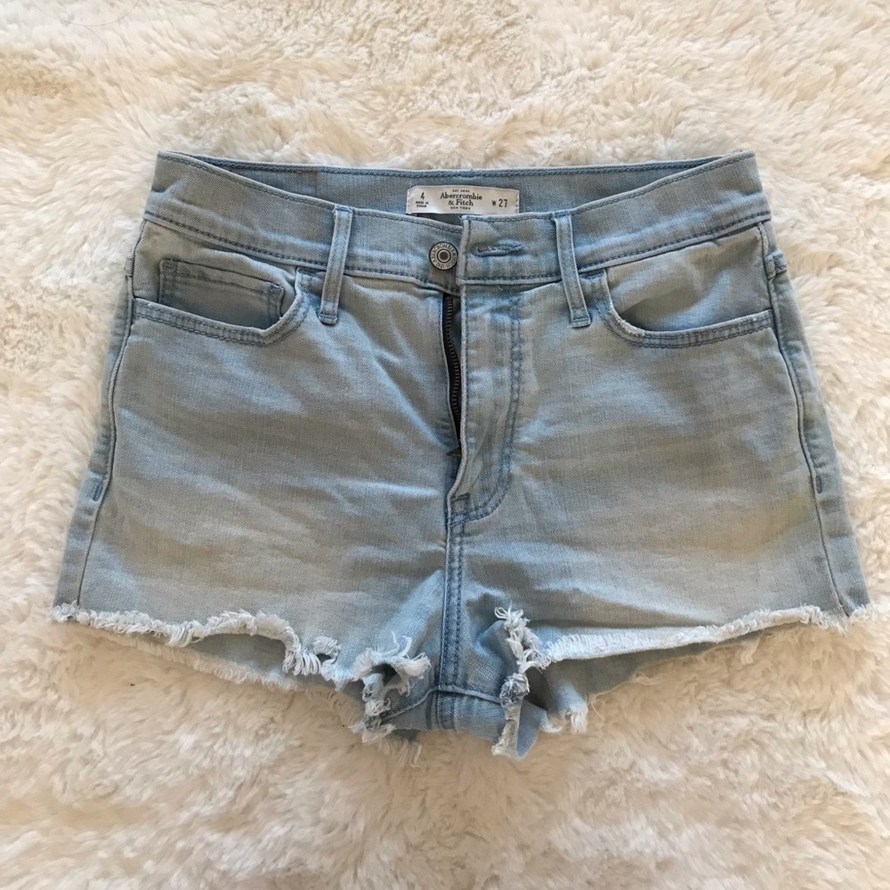 Abercrombie & Fitch shorts. Wore once